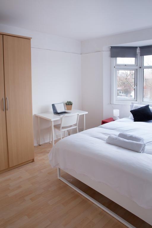 Lingwell Concept Flat Hotel Лондон Екстериор снимка